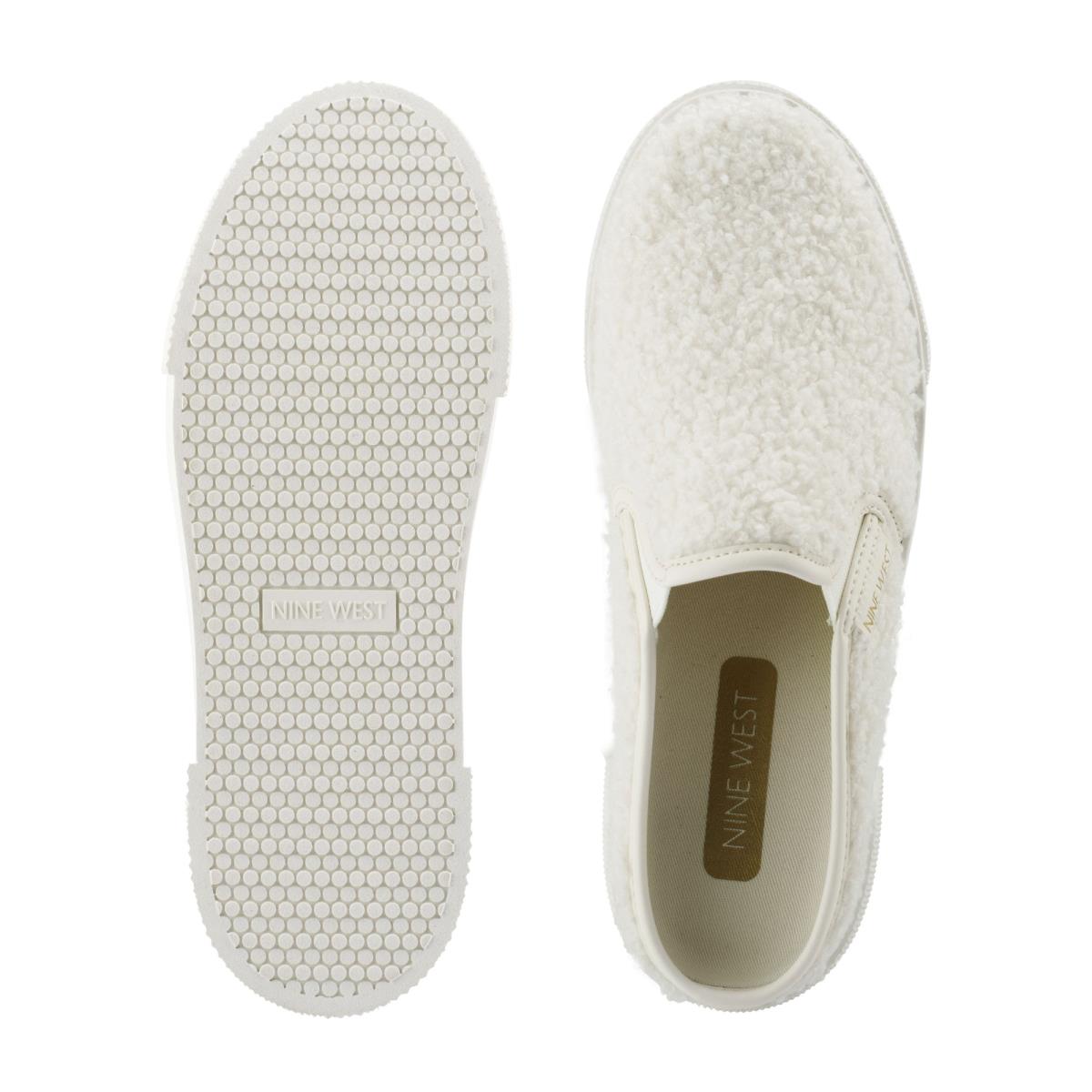 Slip On Sneaker Nine West Hayzel Mujer Creme | 5183TKGWR