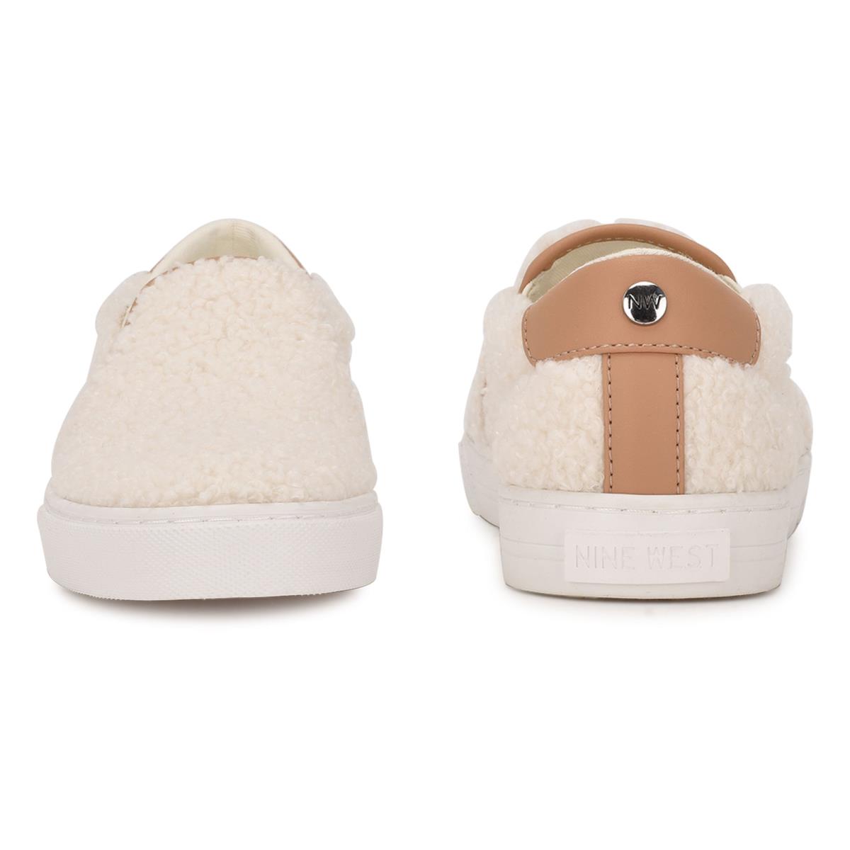 Slip On Sneakers Nine West Lala Mujer Creme | 1738TDOSN